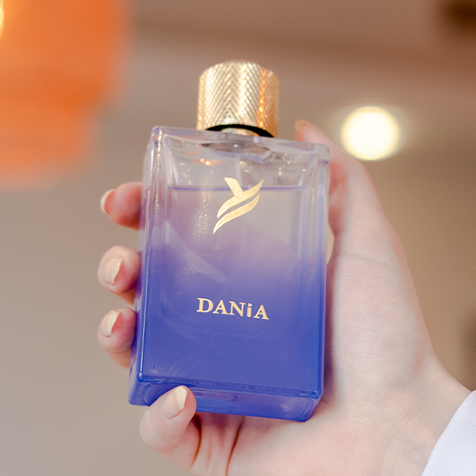 DANIA ᵂᴼᴹᴱᴺ